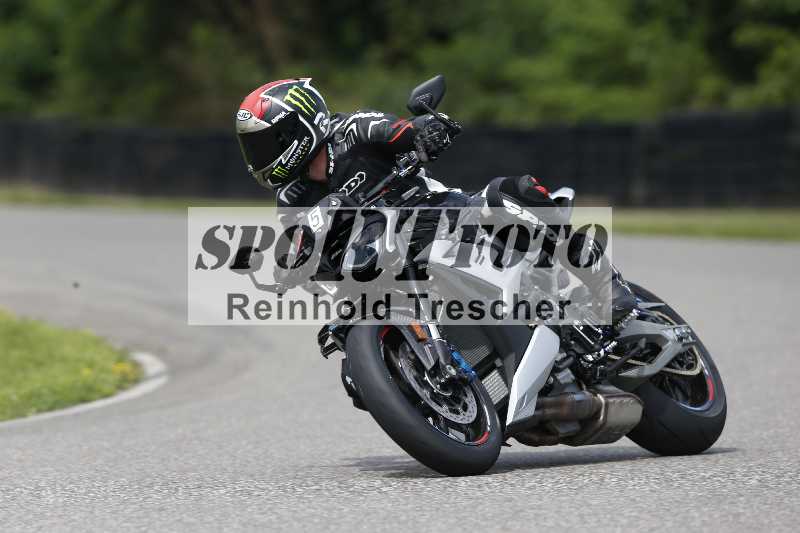 /40 05.08.2025 FREERIDE Training ADR/Gruppe M/5-1